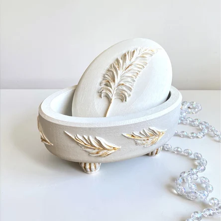 Мол шкатулка перо